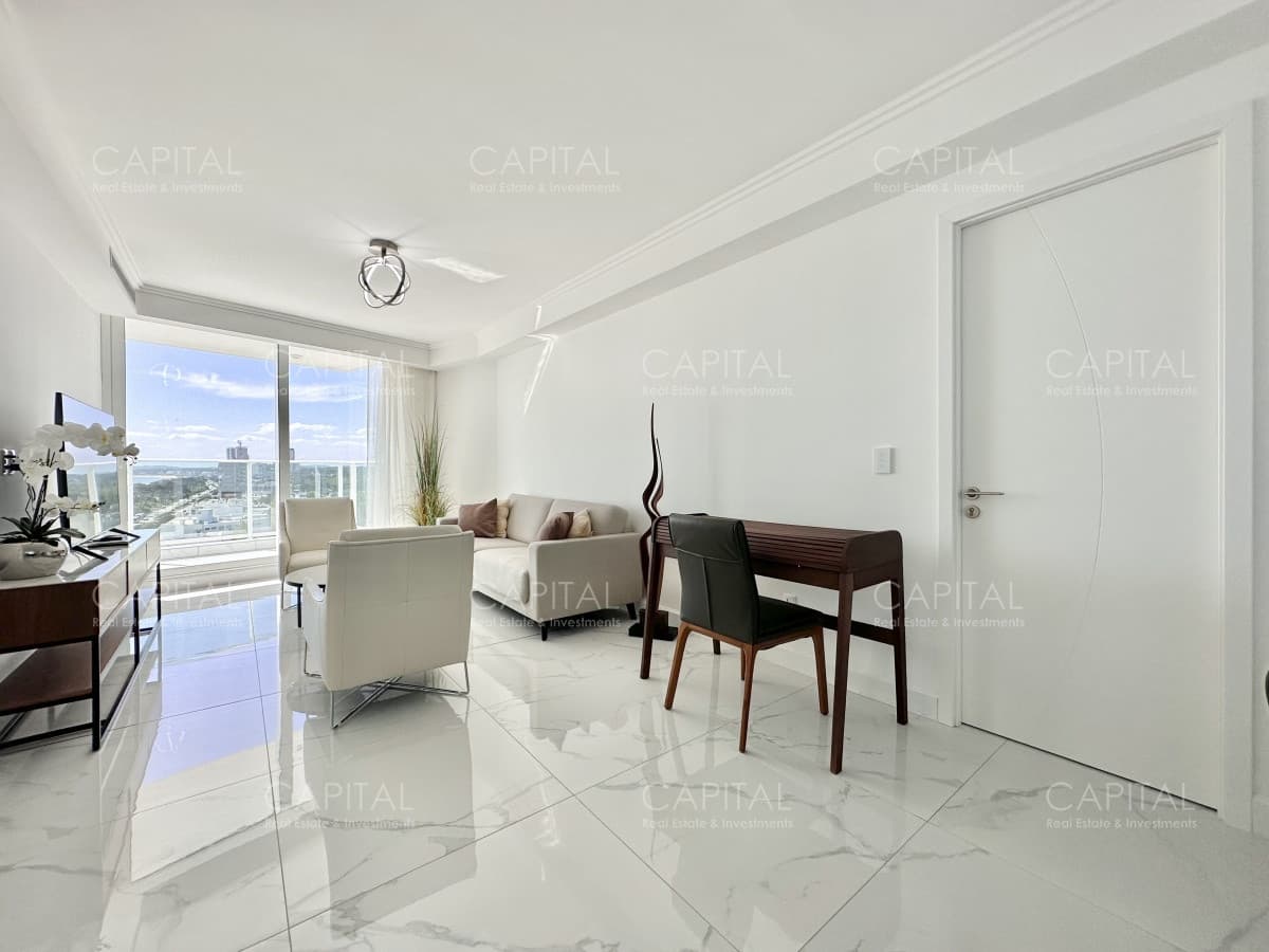 Apartamento de dos dormitorios en Paramount Smart Tower en Venta