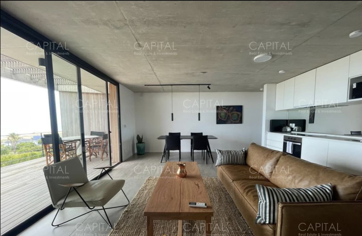 Apartamento duplex en venta en Manantiales