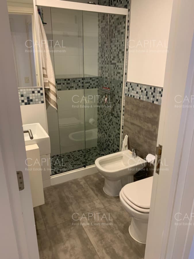 Apartamento en Venta de Dos Dormitorios  Playa Brava , Punta del Este