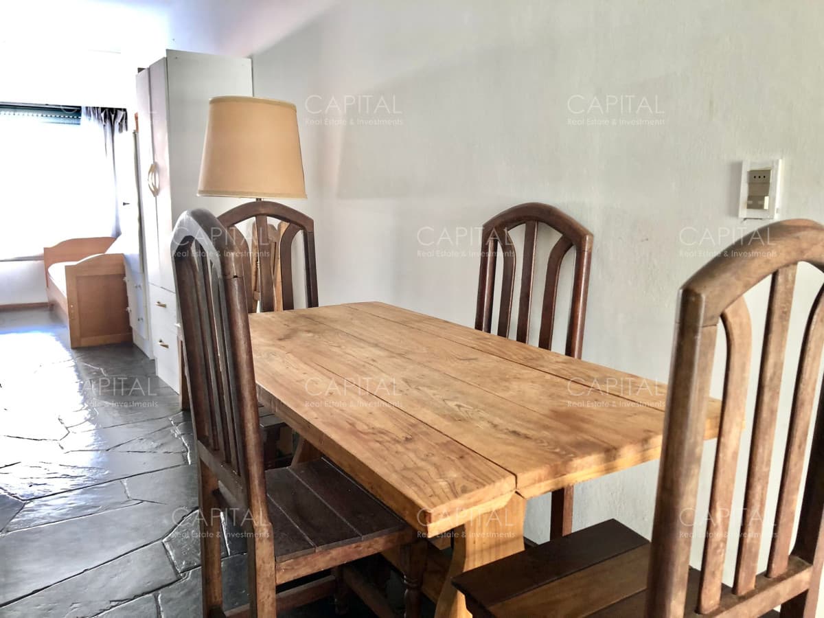 Venta Monoambiente en Península Con Vista al Mar!!