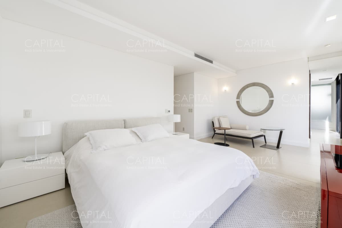 Departamento en Venta Primera Linea en Puerto Punta del Este