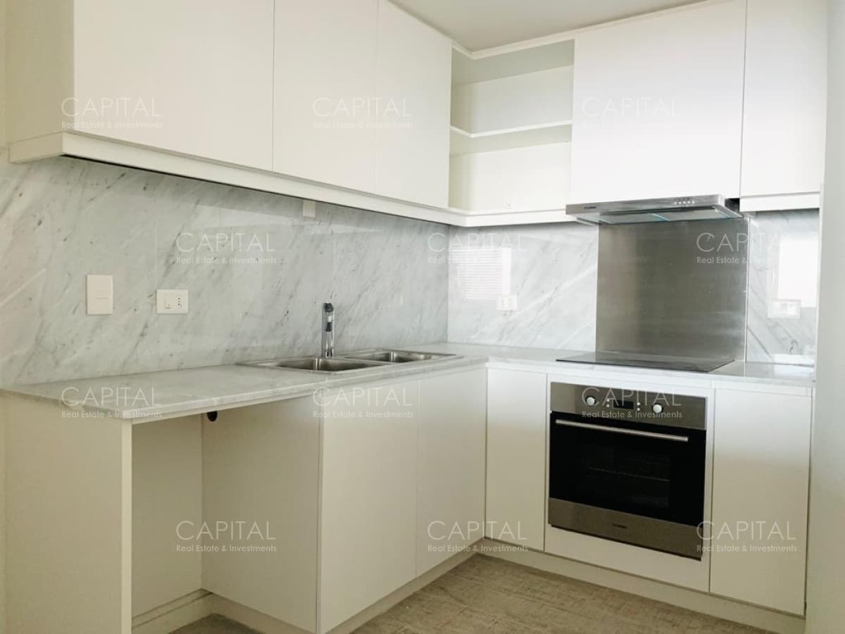 Moderno Penthouse de 3 Dormitorios frente a Playa Mansa