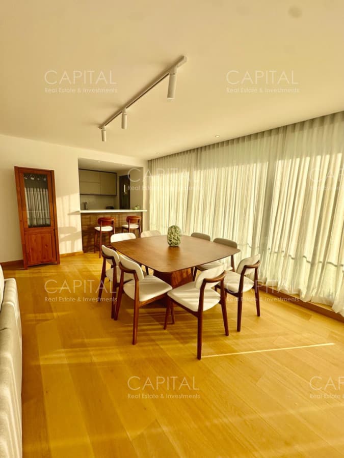 Apartamento de dos dormitorios con rooftop y parrillero propio en Complejo Alive Residences, Barrio Parques 2.