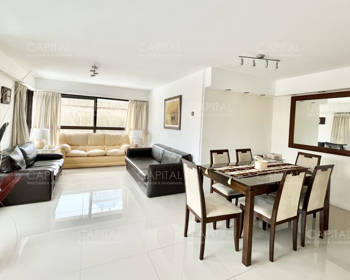 Departamento Reciclado  en Venta de 3 Dormitorios en Península
