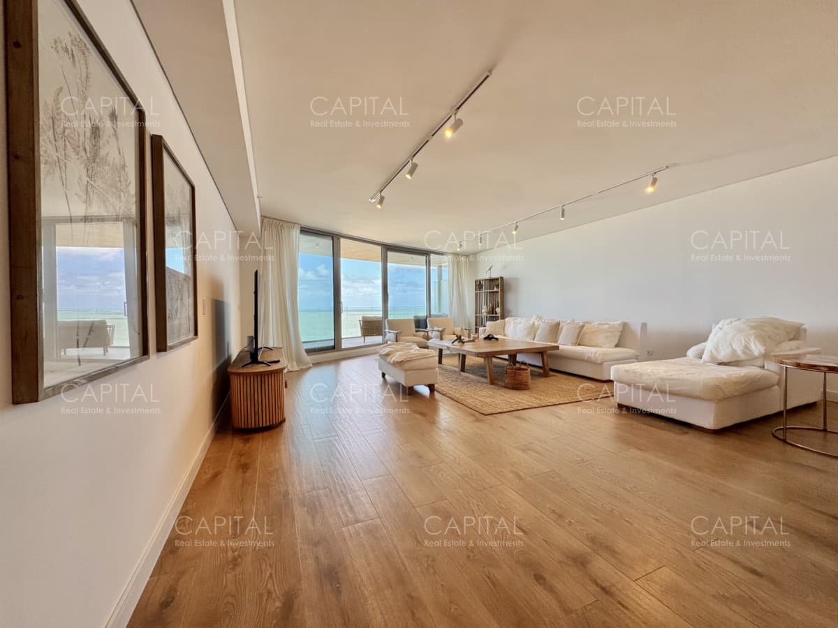 Trump Tower de tres dormitorios esquinero en venta