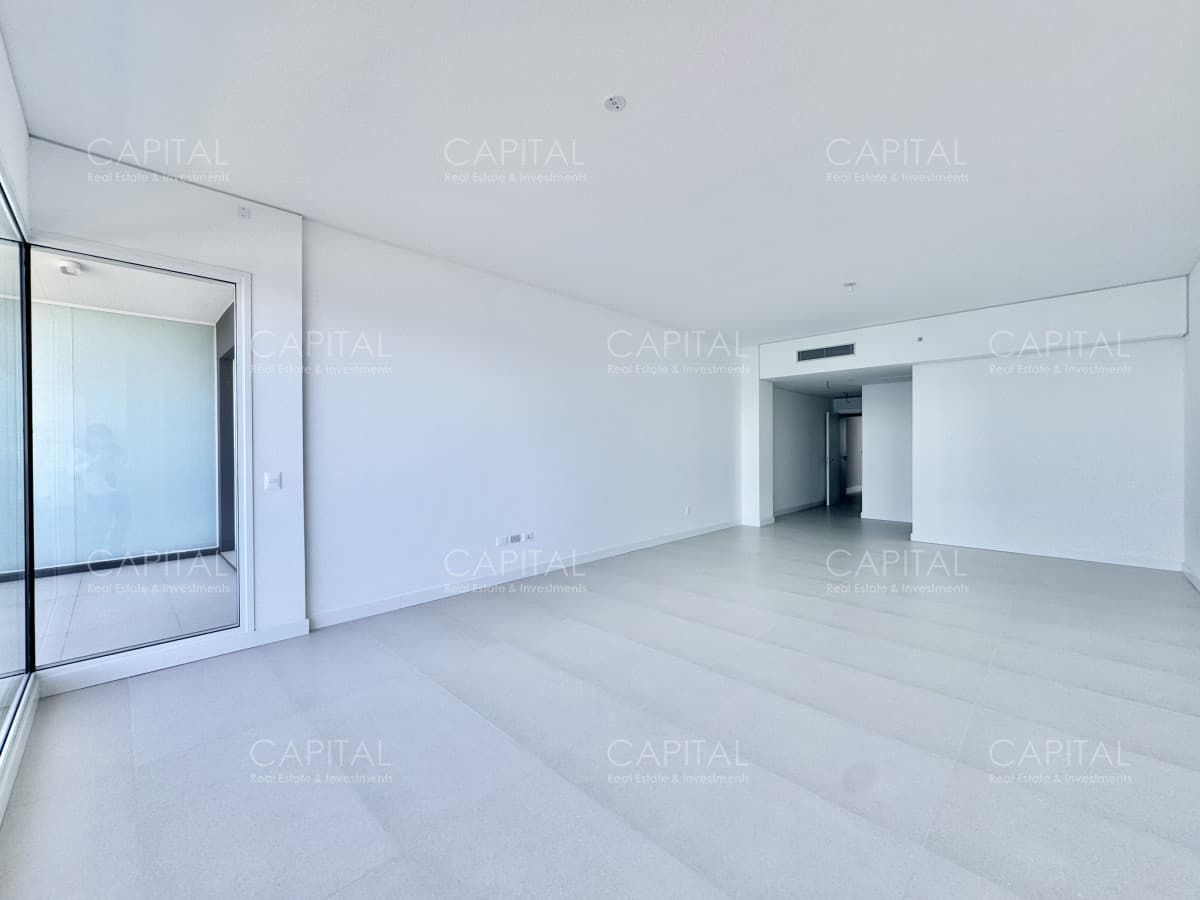 Le Parc IV de tres dormitorios piso alto en veta