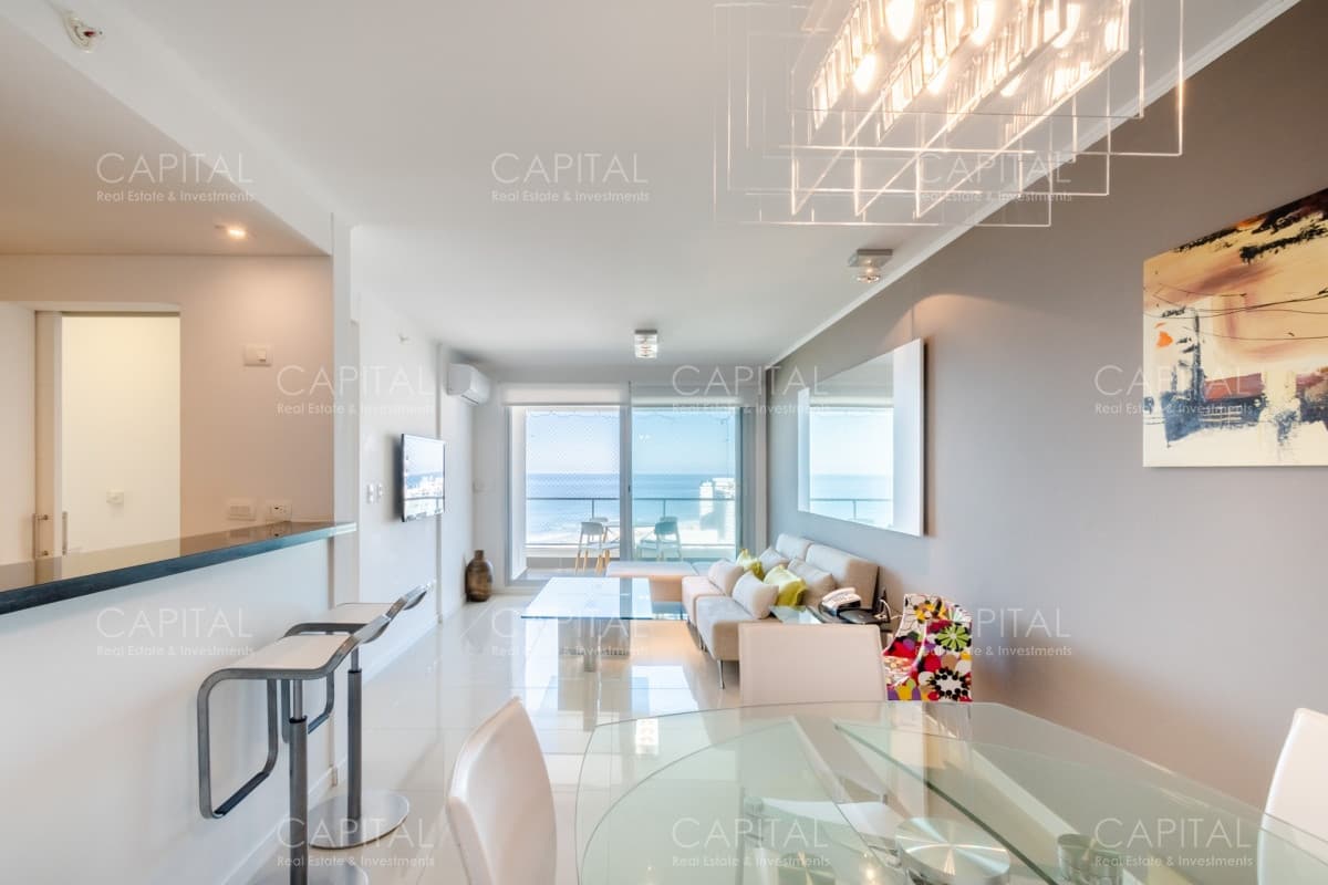 Apartamento en Venta - Playa Brava, Punta del Este
