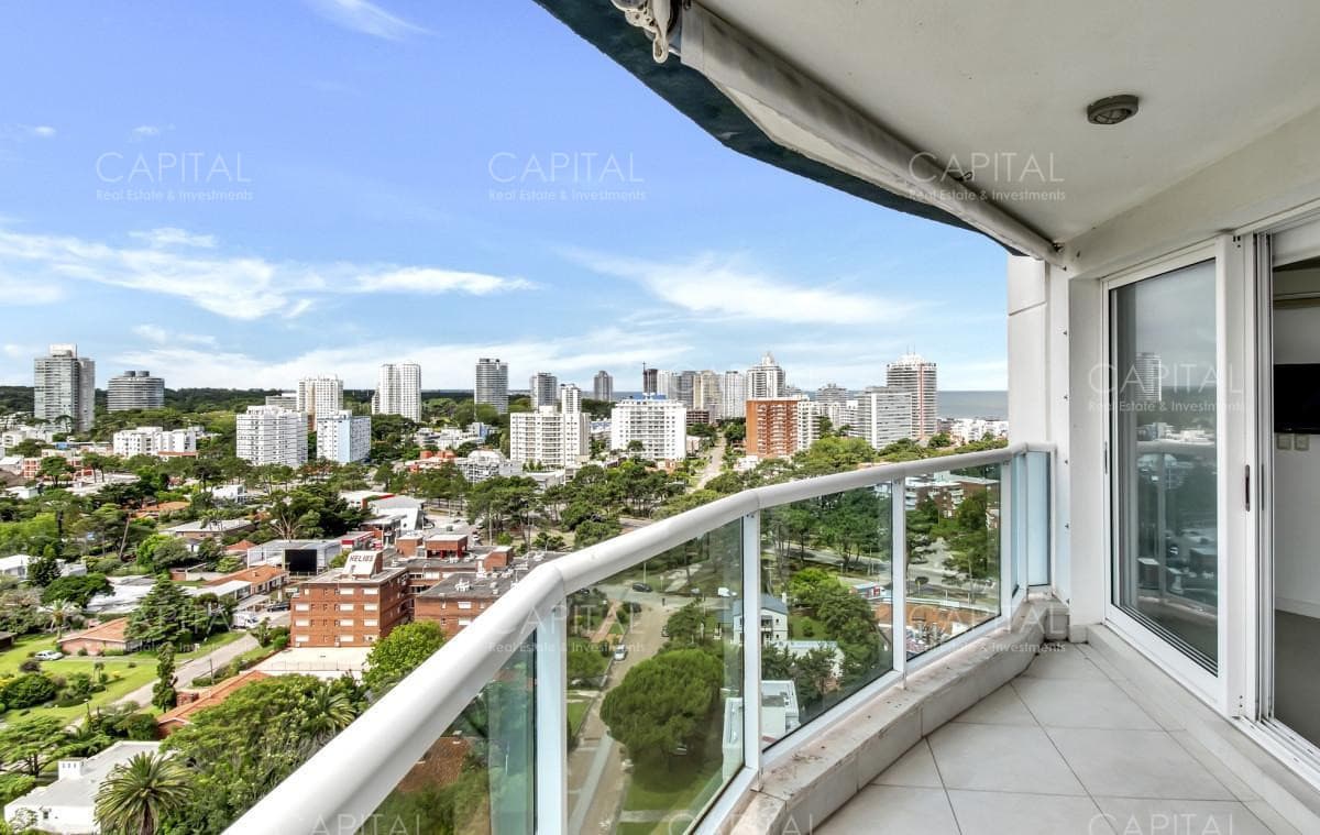 Apartamento en Punta del Este, Mansa