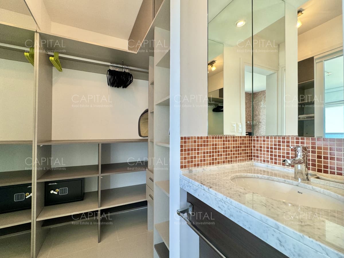 Apartamento  Icon Brava en Alquiler de Tres Dormitorios