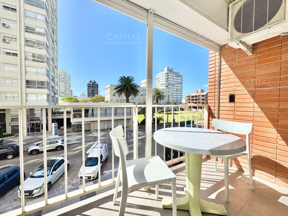 Apartamento de 1 Dormitorio en Venta Edificio Kennedy