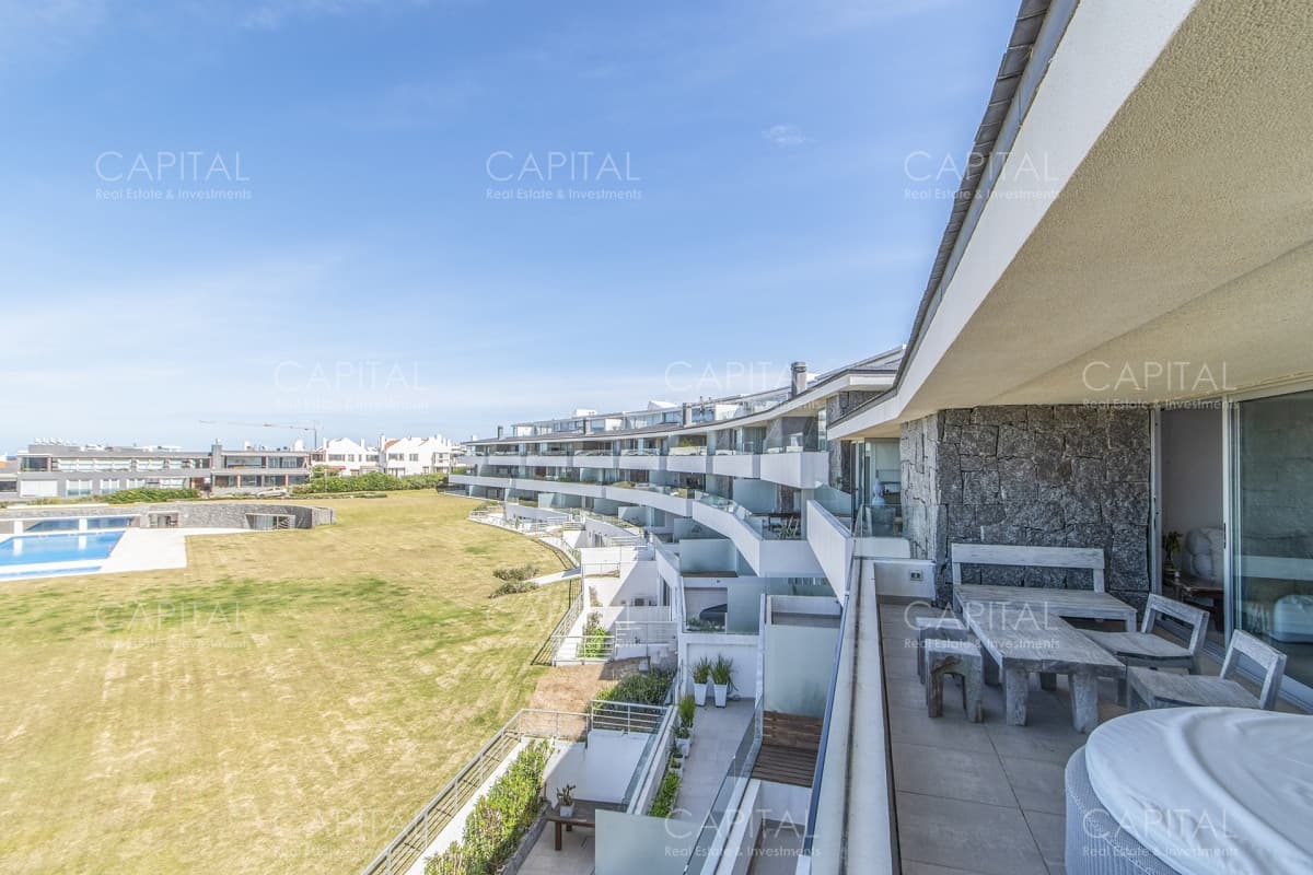 Apartamento en Esturión de Montoya en Venta, La Barra