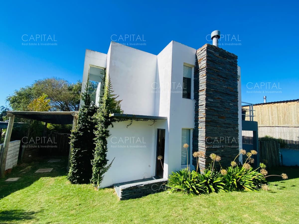 Casa en Venta en Punta Piedras, Manantiales.