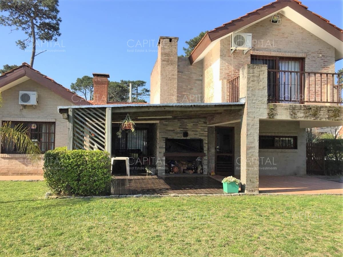 Muy buena casa de 4 dormitorios en alquiler
