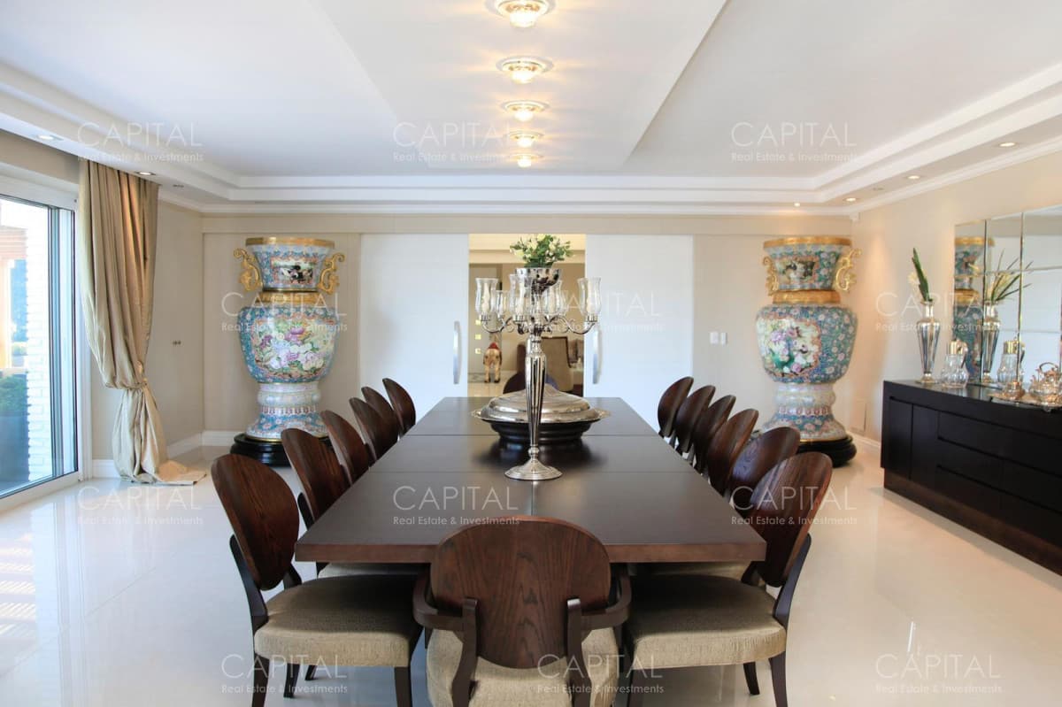 Mansion en Punta del Este en Venta
