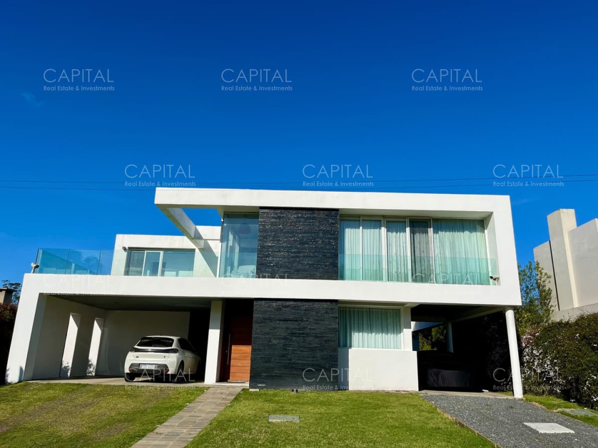 Casa en venta La Asuncion Barrio Privado
