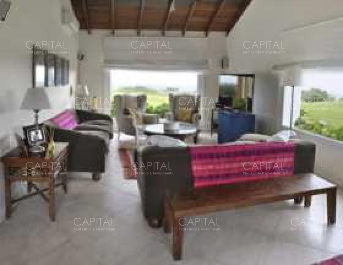 Casa residencial en el mar, Solanas, Punta del Ballena