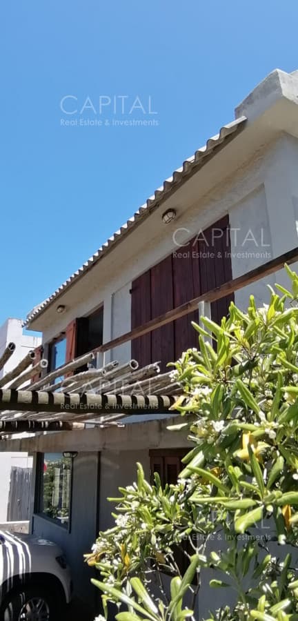 Lindisima casa en alquiler  en el Chorro a metros de la Playa