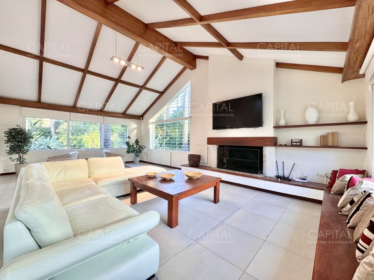 Casa Playa Mansa en Venta Punta del Este