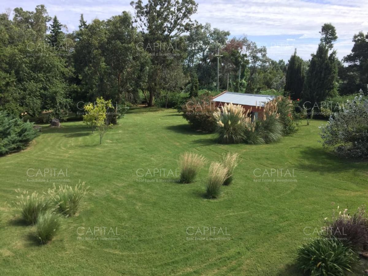 Chacra Marítima en Venta La Barra, Seis Dormitorios en Suite