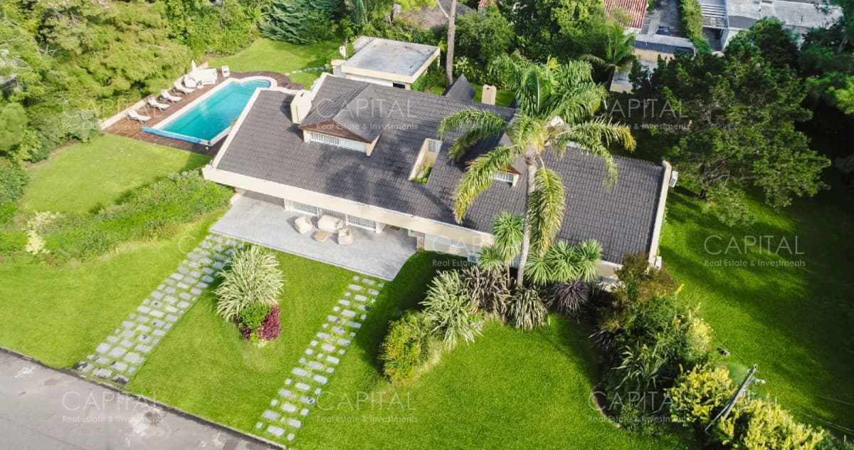 Casa en Venta con Piscina Punta del Este Playa Mansa