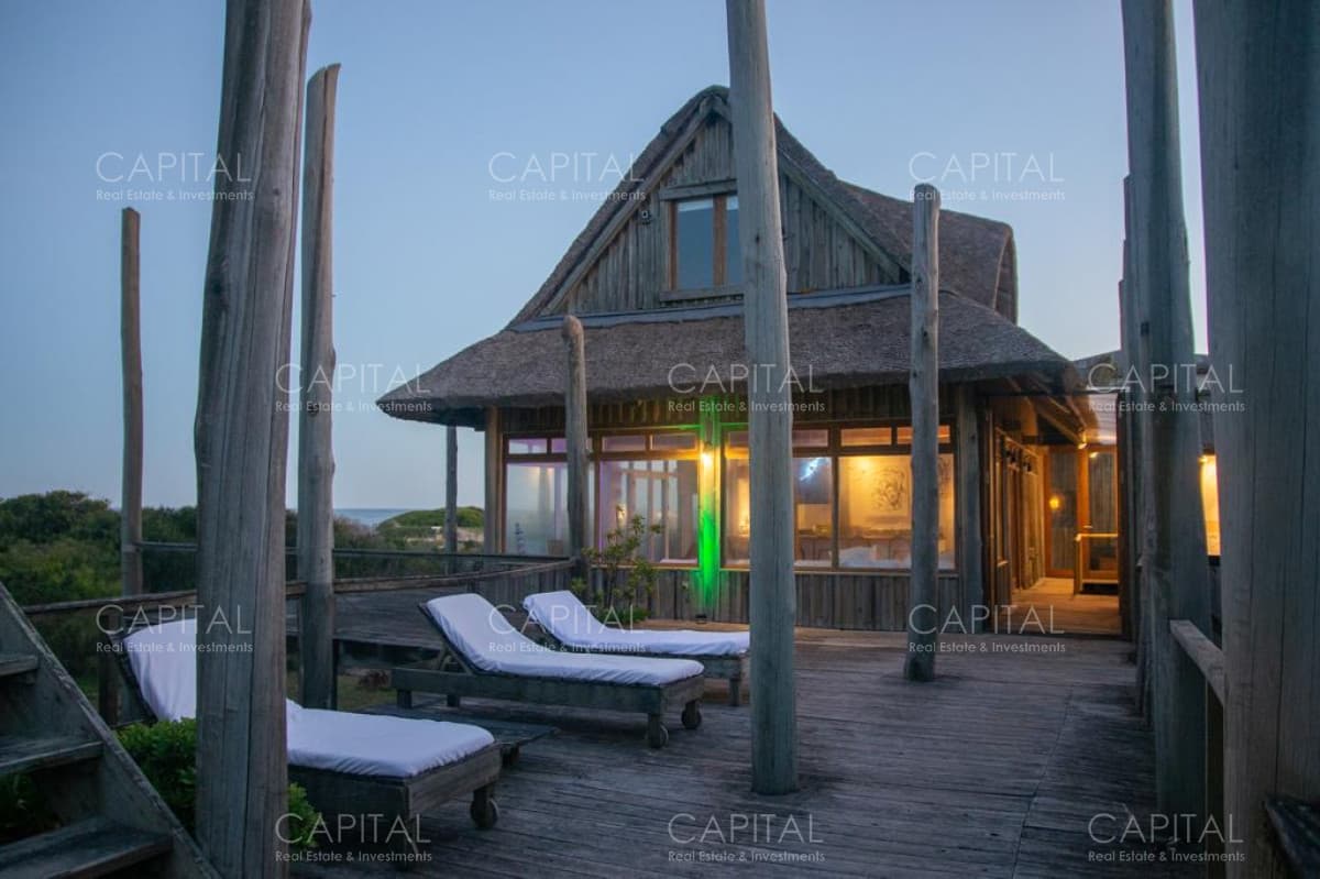 Sobre el Mar de Jose Ignacio Casa en Alquiler