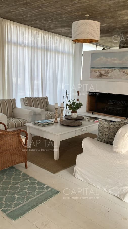 Moderna casa, 3 dorm en La Juanita, Jose Ignacio