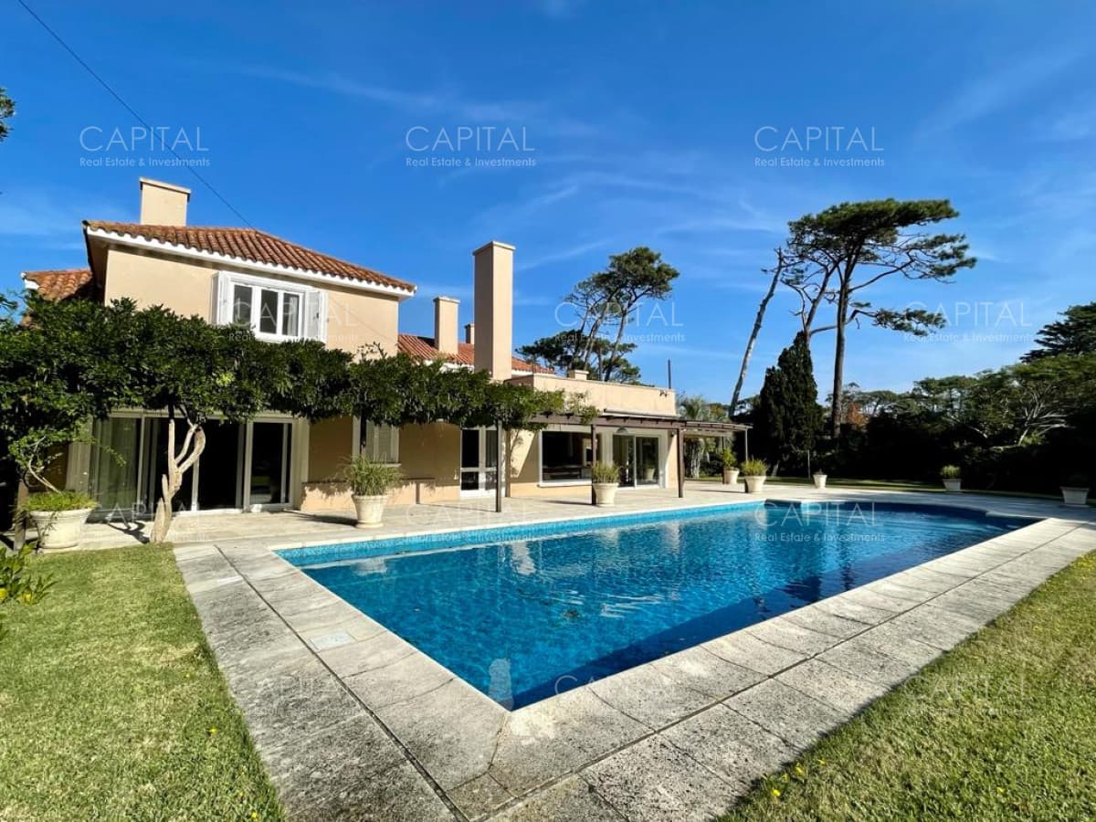 Casa Mansion en Venta Playa Brava Punta del Este