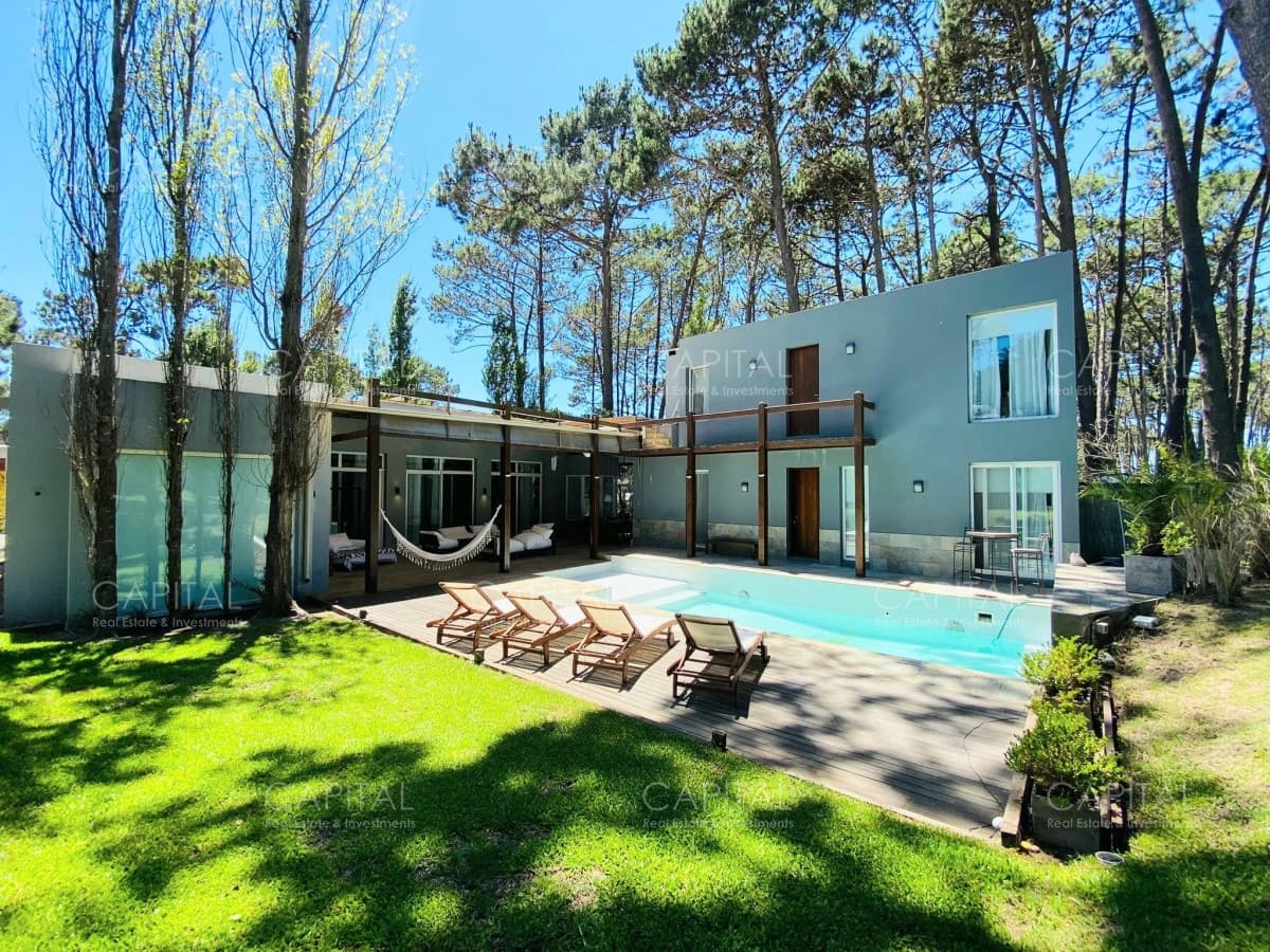 Laguna Blanca casa en Venta Moderna