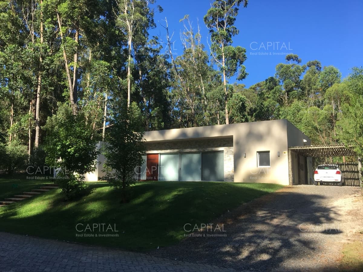 Casa Alquiler de Temporada - Venta En Solanas