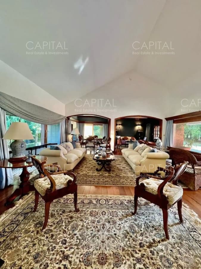 Mansión en Beverly Hills de doce dormitorios en suite en Venta