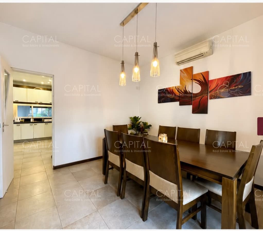 Casa reciclada en Punta del este,Pinares en Venta