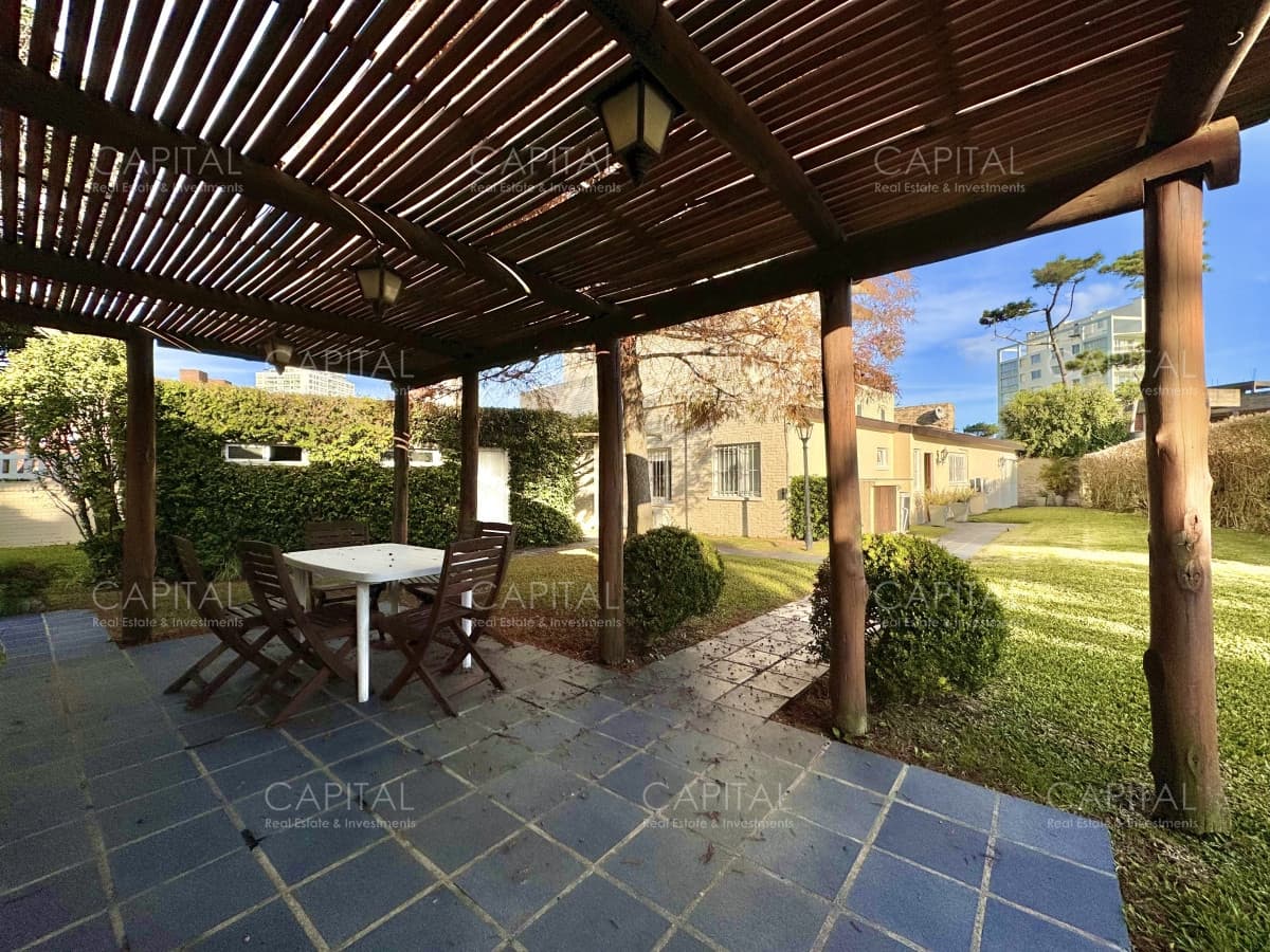 Casa en Venta en Playa Mansa de Punta del Este