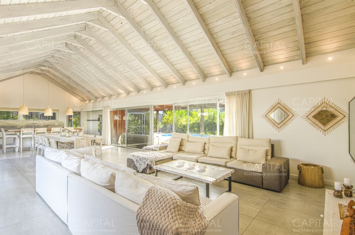 Pinar del Faro Casa en Jose Ignacio Cinco Dormitorios en suite + Dependencia