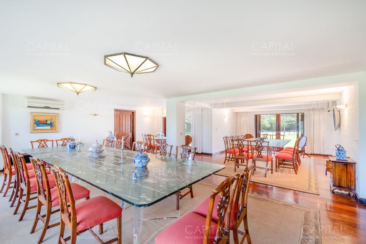 Mansion en Playa Brava de Punta del Este