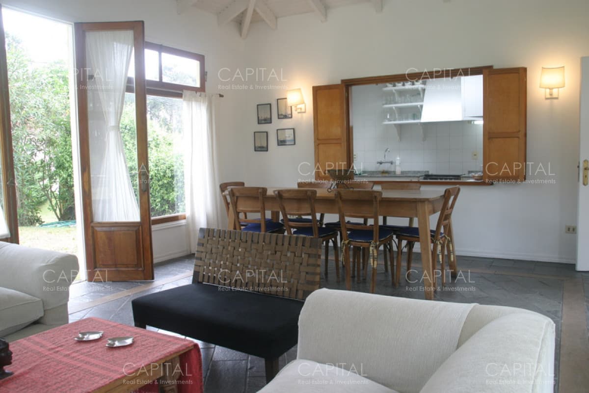 Casa en Montoya, 3 dormitorios *