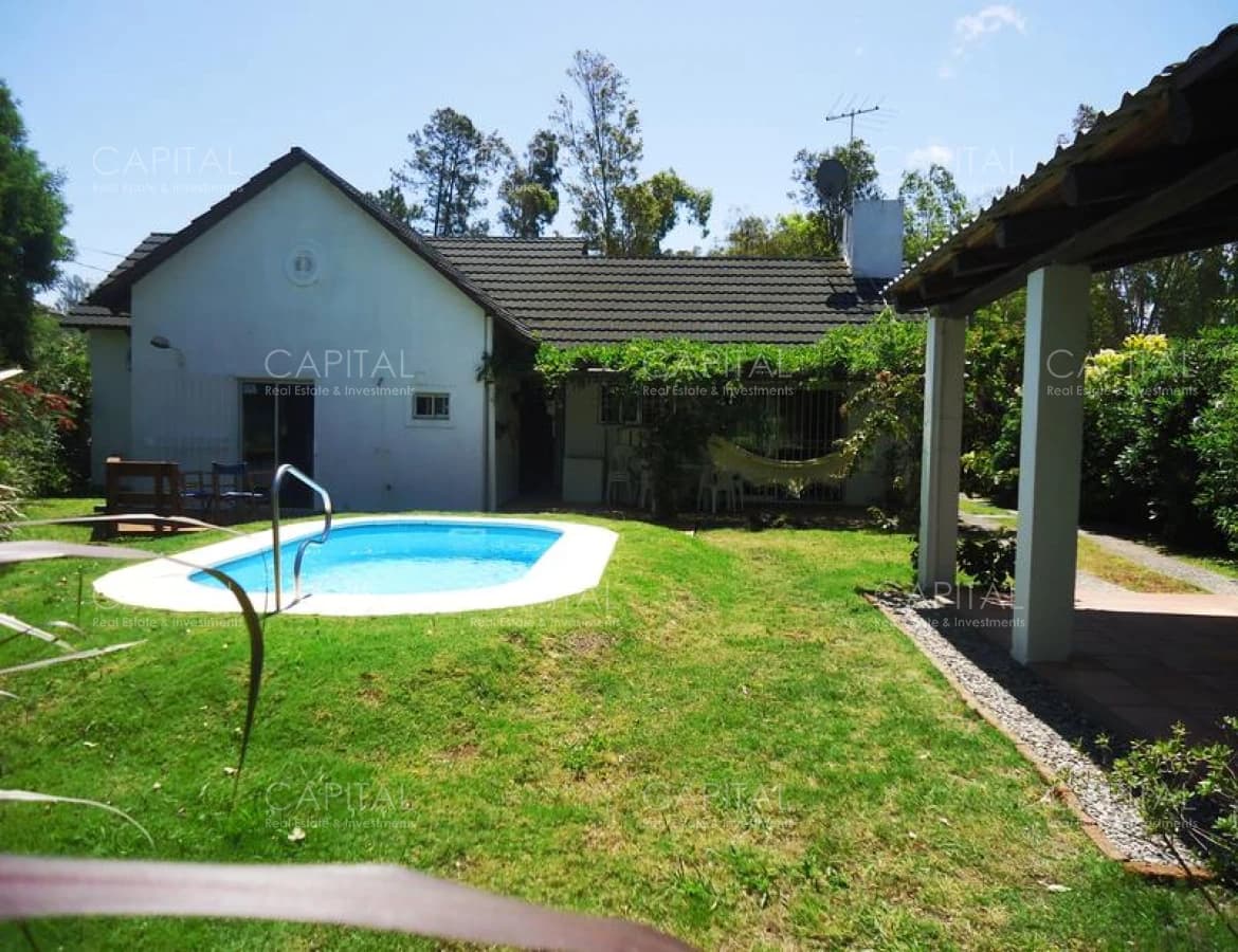 Casa en La Barra Tres Dormitorios con Piscina en Venta
