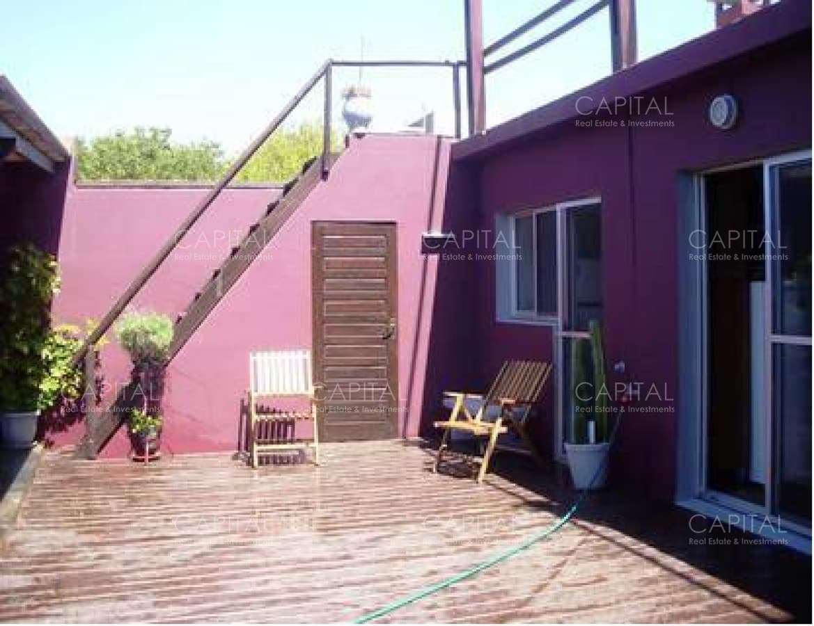 Casa frente al mar en Punta Piedras, 4 dormitorios