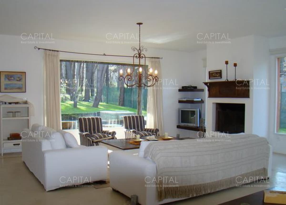 Casa en Laguna Blanca Punta del Este en venta