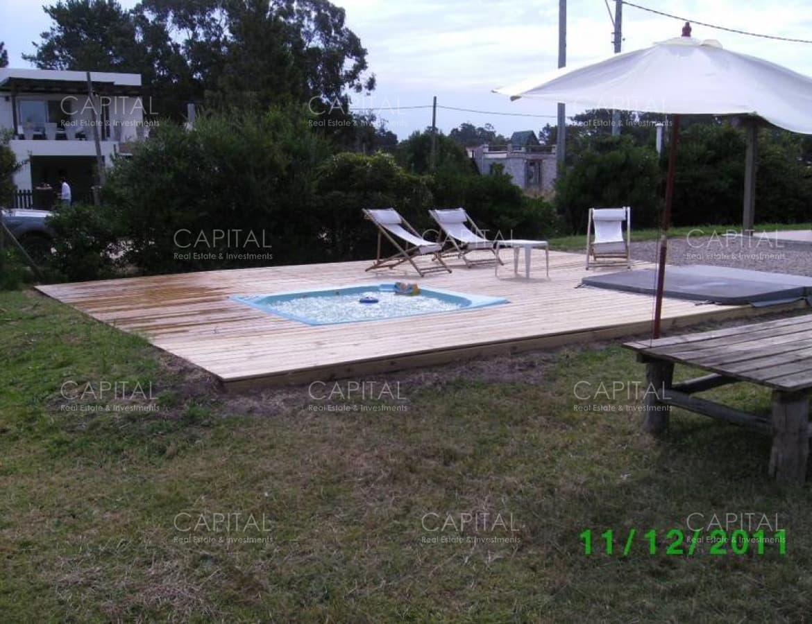 Casa en Balneario Buenos Aires, 5 dormitorios