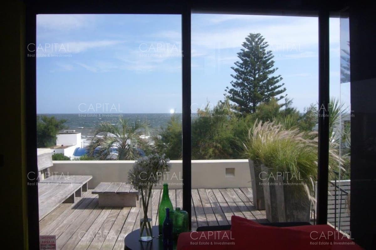 Moderna Casa en Venta en La Barra Posta del Cangrejo