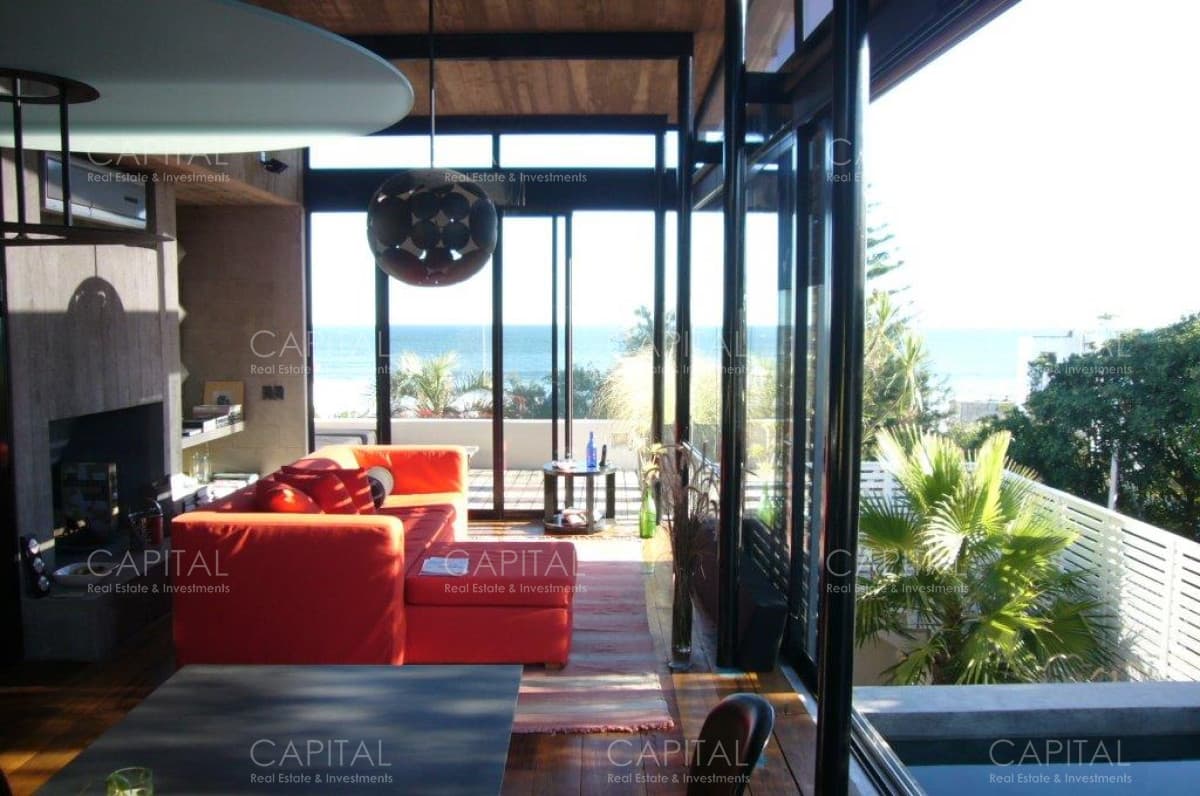 Moderna Casa en Venta en La Barra Posta del Cangrejo
