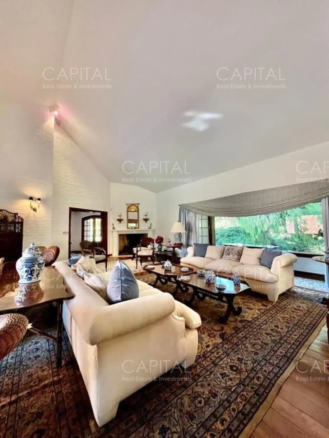 Mansión en Beverly Hills de doce dormitorios en suite en Venta
