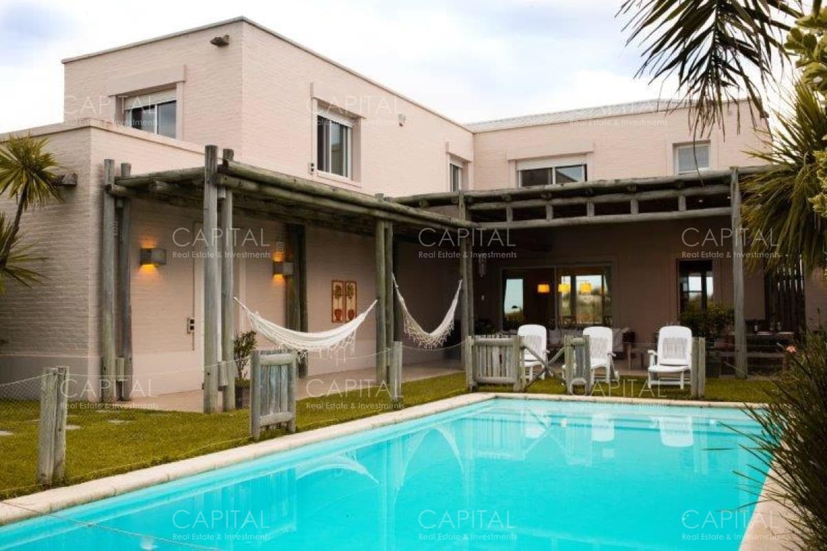 Casa de cinco dormitorios en la playa, Punta Ballena