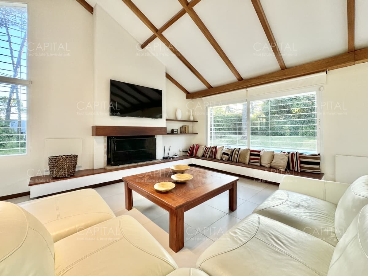 Casa Playa Mansa en Venta Punta del Este