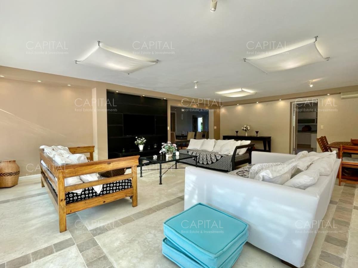 Casa Mansion en Venta Playa Brava Punta del Este
