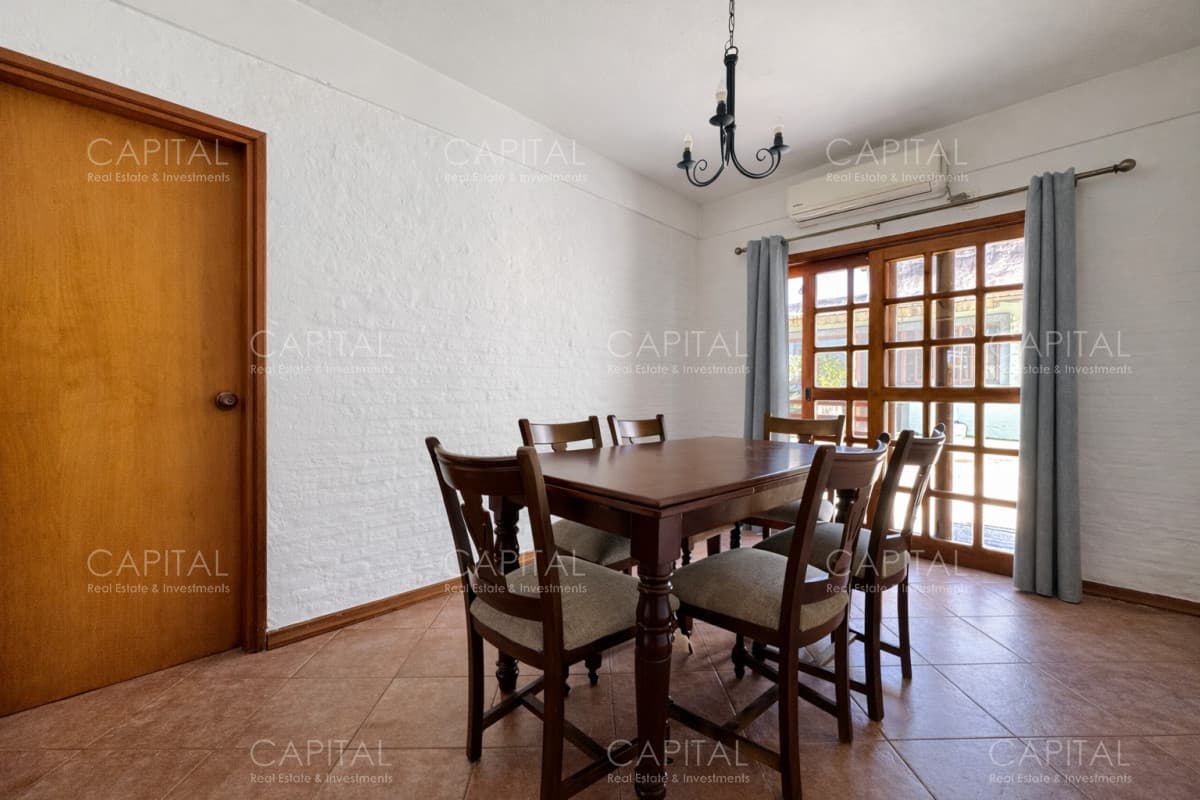 Casa de Cuatro dormitorios en Venta en Maldonado