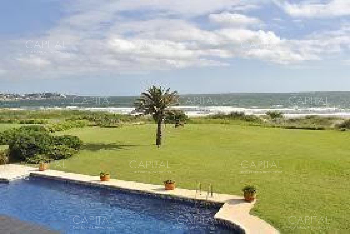 Casa residencial en el mar, Solanas, Punta del Ballena