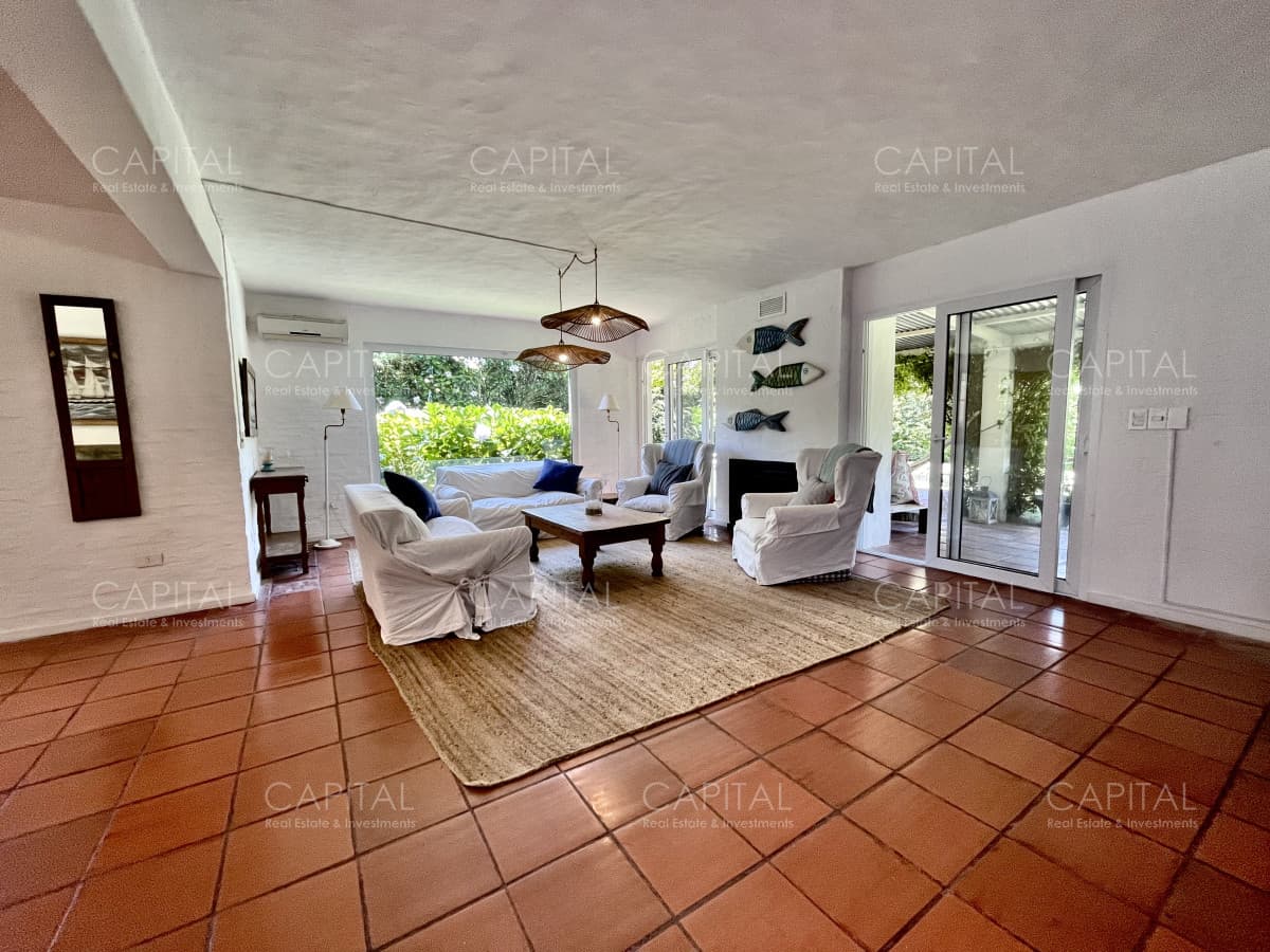 Casa en La Barra de Punta del Este Con Piscina Pileta