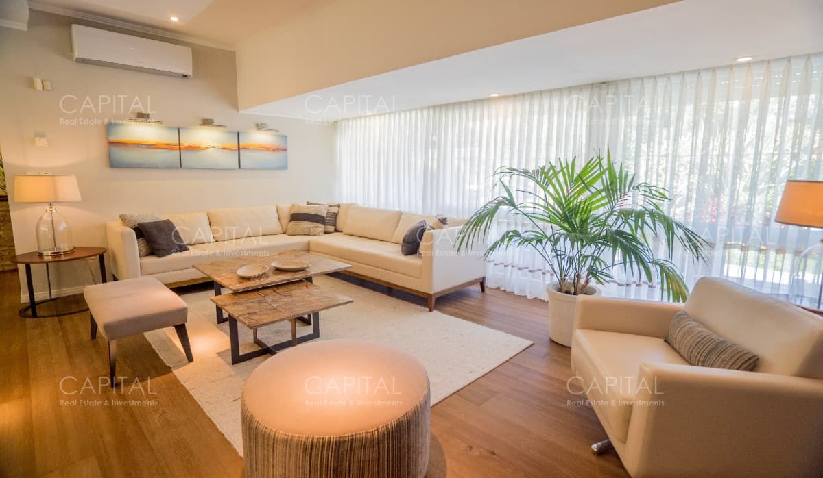 Casa en Venta con Piscina Punta del Este Playa Mansa
