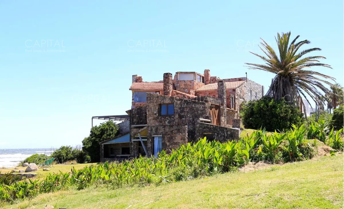 Casa única frente al mar en La Posta del Cangrejo